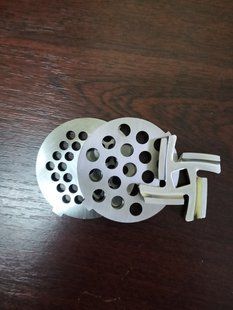 Комплект нож и решетки мясорубки Prime Technics PG-1201W 2024-254 фото